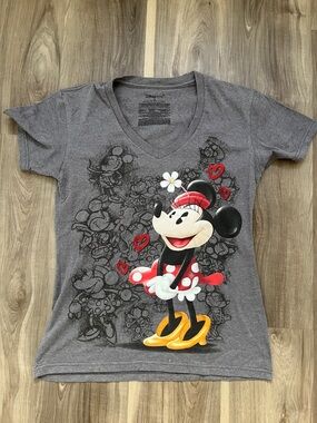 Disney Gray Minnie Mouse V-Neck Tee with Red, Yellow & White Accents